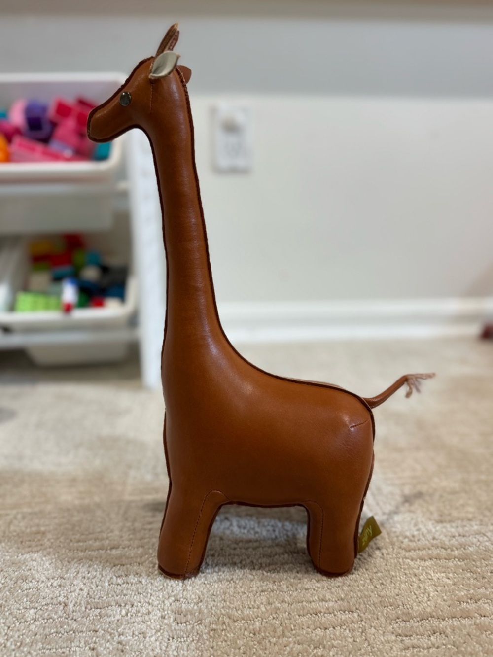 Zuny Brown Leather Hippo, Giraffe & Elephant Bookend Set - Picture 3 of 7